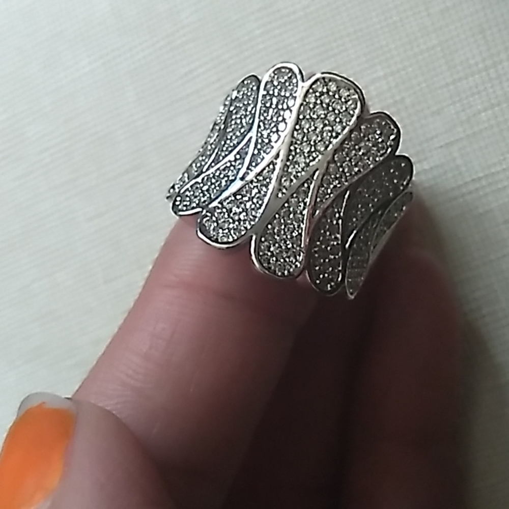 Ring - Picture 4 of 7